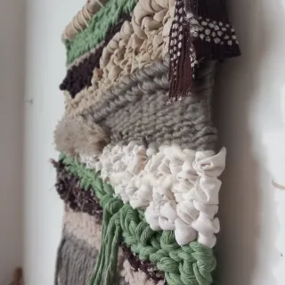 Arazzo fatto a mano su legno