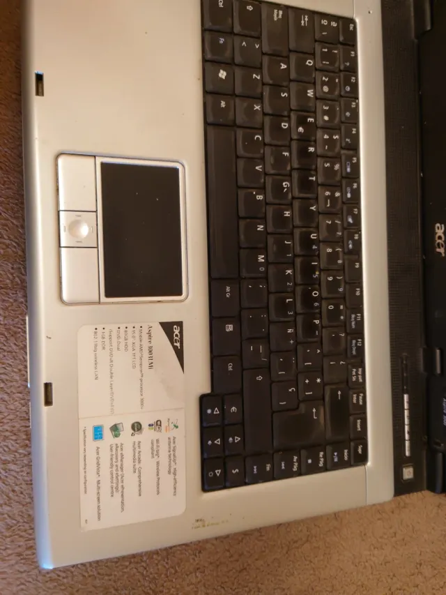 Compaq nx7400 + Aspire 3003LMi