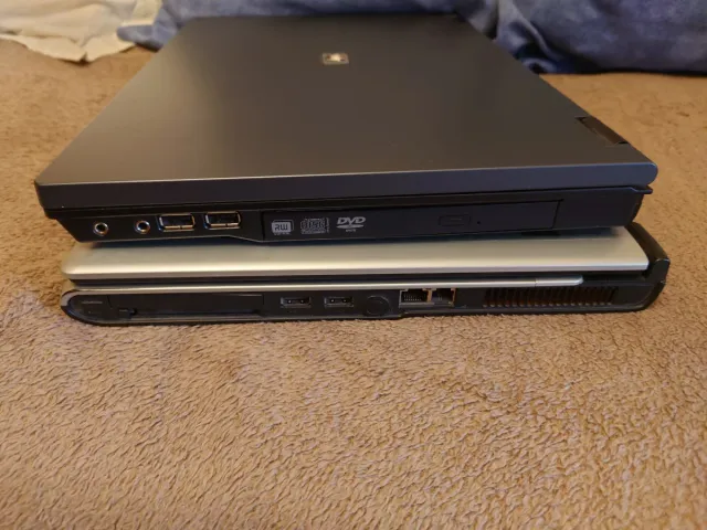 Compaq nx7400 + Aspire 3003LMi