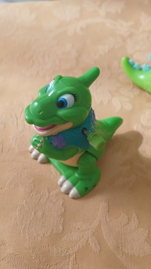 Muñecos dinosaurios Burger King 1998