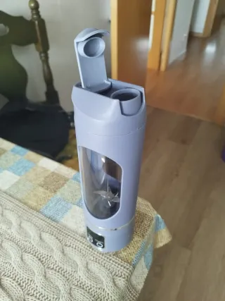 Tazza spremiagrumi portatile