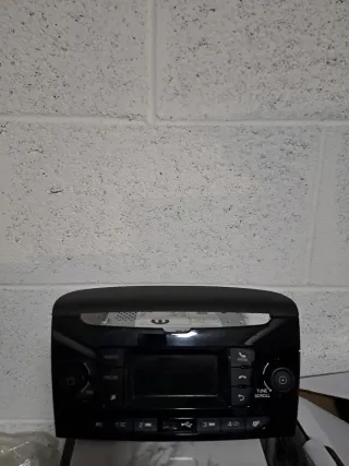 Stereo lancia ypsilon