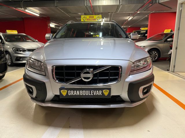 Volvo XC70 2010