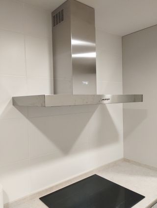 Campana extractora de cocina nueva