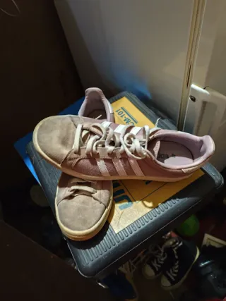 Zapatillas Adidas Beige y Rosa