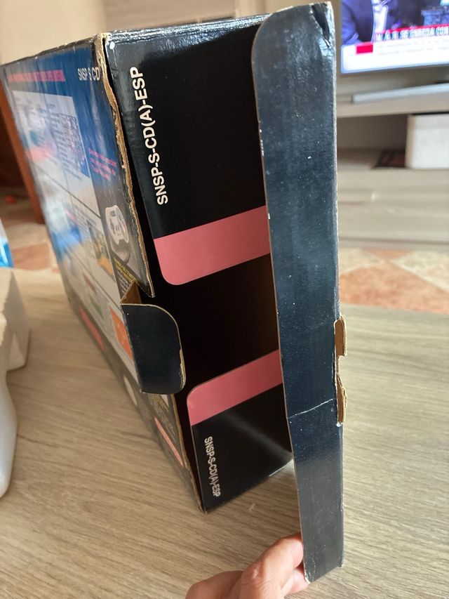 Custodia e supporto interno per Super Nintendo