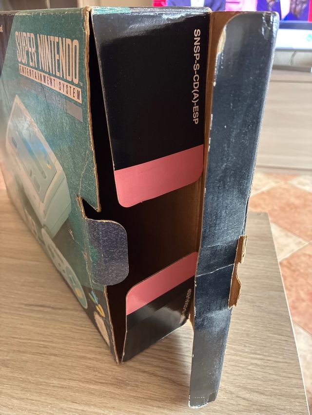 Custodia e supporto interno per Super Nintendo