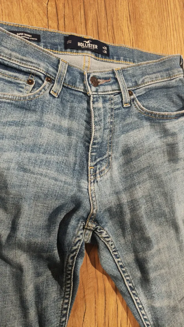 Pantalón vaquero Hollister Super Skinny