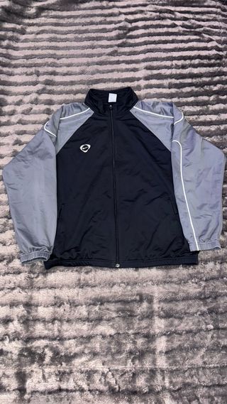 Chaqueta Nike Negra y Gris