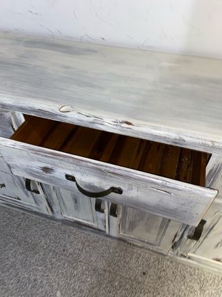 Aparador madera blanco desgastado