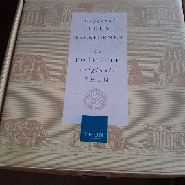 Thun formella decorativa ceramica blu