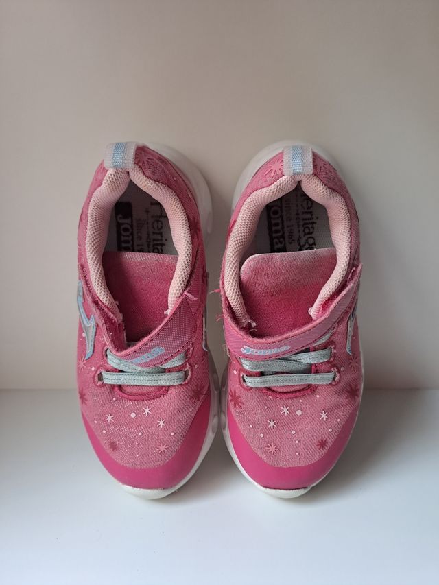 Zapatillas Joma con luces rosas