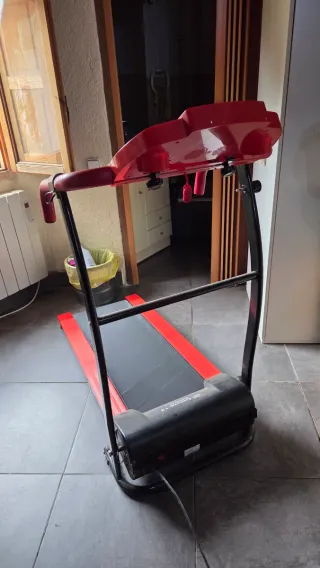 Cinta de Correr Deluxe 13 Fitness Roja