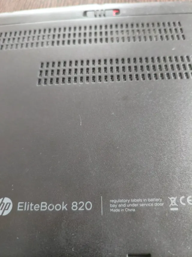 HP Elitebook 820 G1 gris/plata