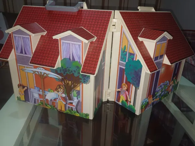 Casa de Muñecas Playmobil con Accesorios