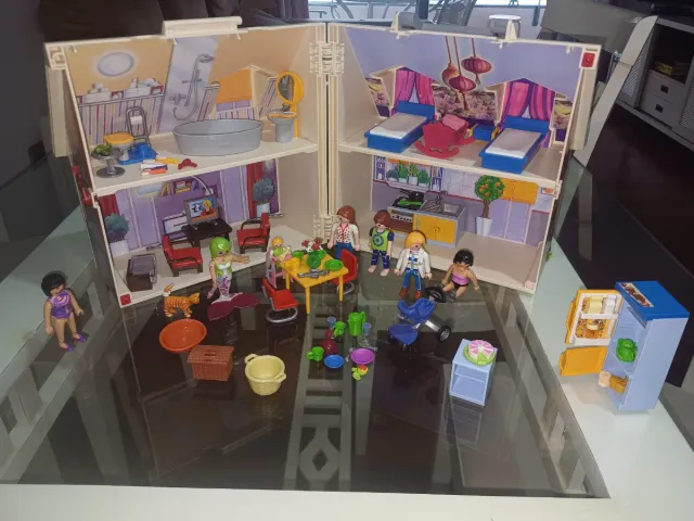 Casa de Muñecas Playmobil con Accesorios