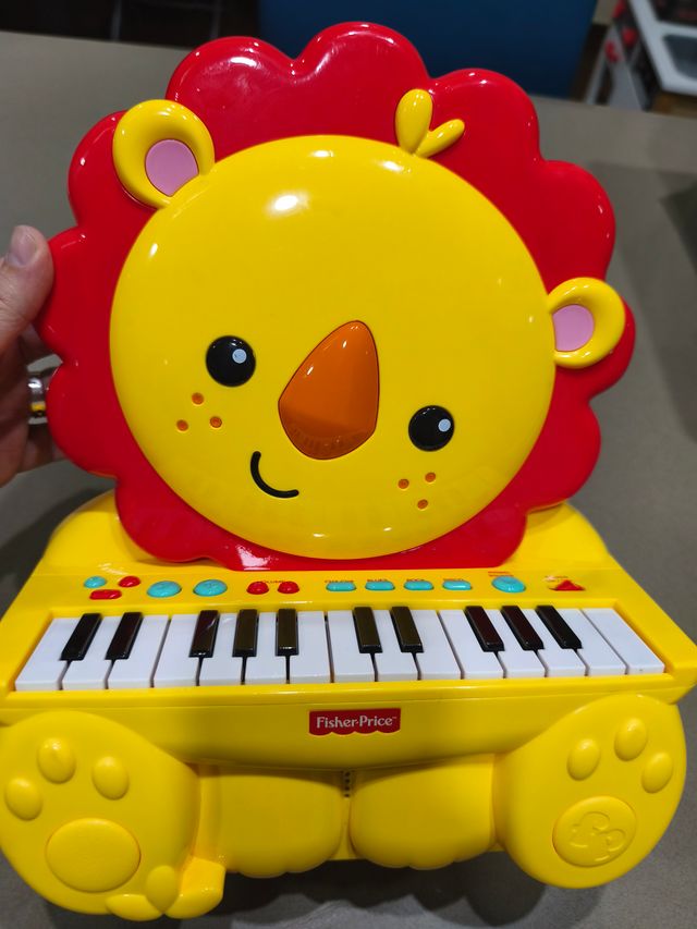 Piano Fisher Price León Musical