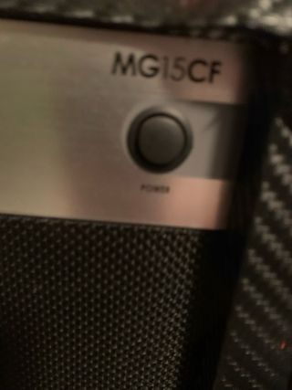 Amplificador Marshall MG15CF Negro