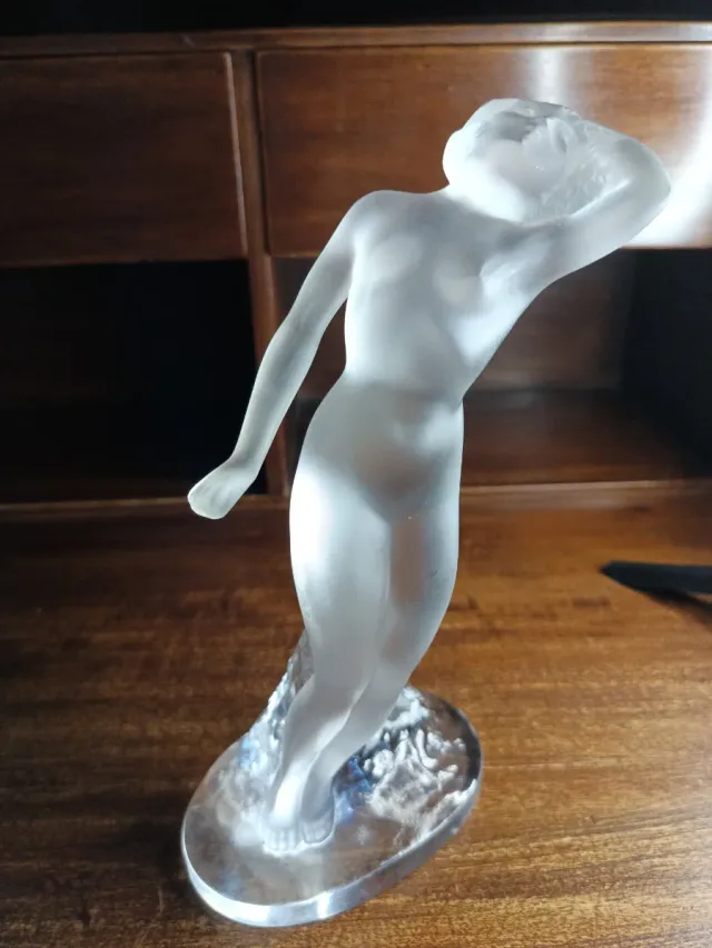 Lalique Bailarina brazo alzado