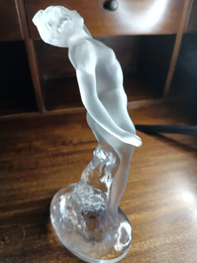 Lalique Bailarina brazo alzado