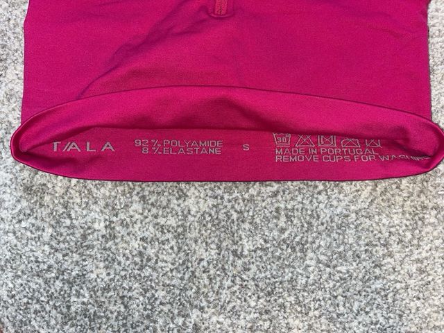 Top deportivo TALA sin mangas cremallera