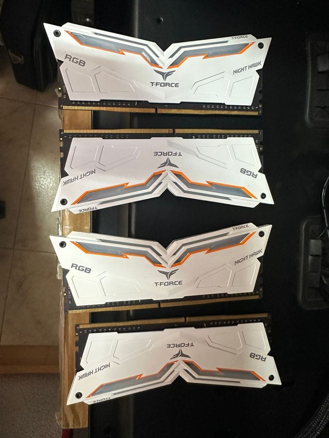 TEAMGROUP T-Force Night Hawk RGB 32GB RAM