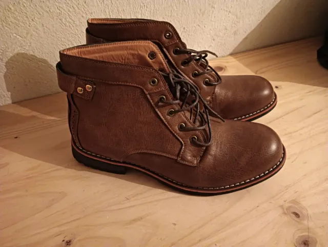 Botas de hombre marrones
