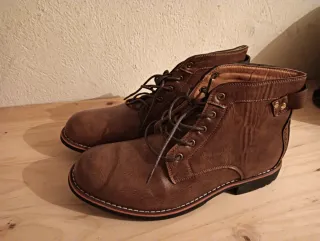 Botas de hombre marrones