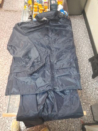 Traje impermeable