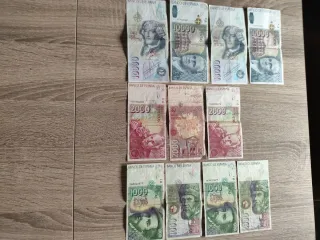 Lote 4 billetes 10000 pesetas, 3x2000, 4x1000.