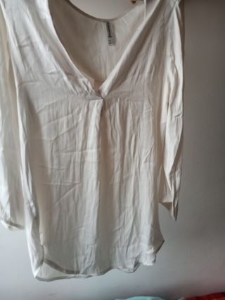 Maglia a pipistrello verde e rosa