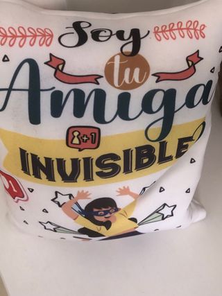 Pequeño cojín Amiga Invisible