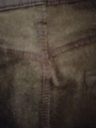 Pantalón marrón efecto piel