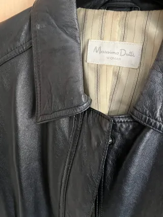 Chaqueta de cuero Massimo Dutti Negra