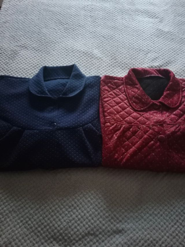 Vata señora azul  marino y roja burdeos, Miden 44