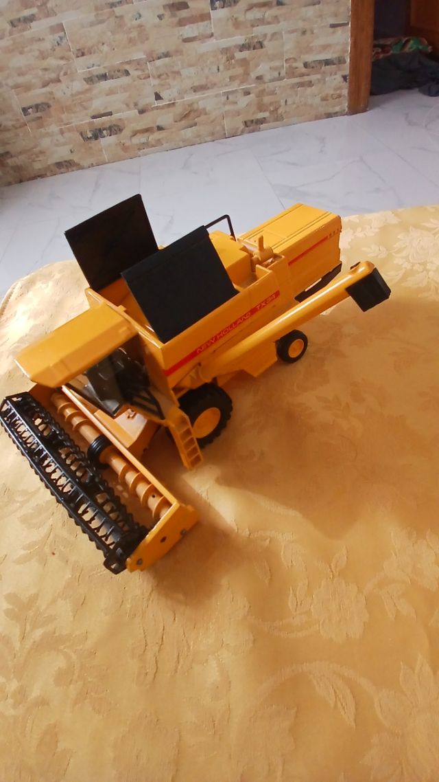 Cosechadora de juguete metal