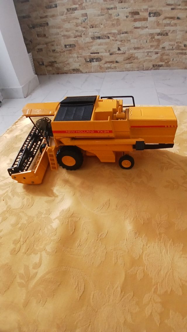 Cosechadora de juguete metal