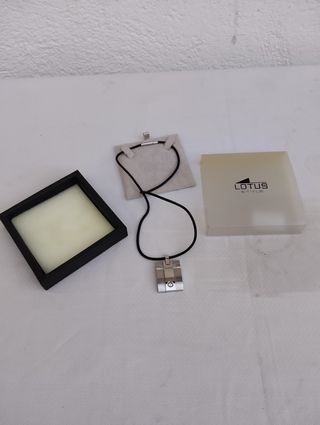 Colgante Lotus Hombre Plata y Negro