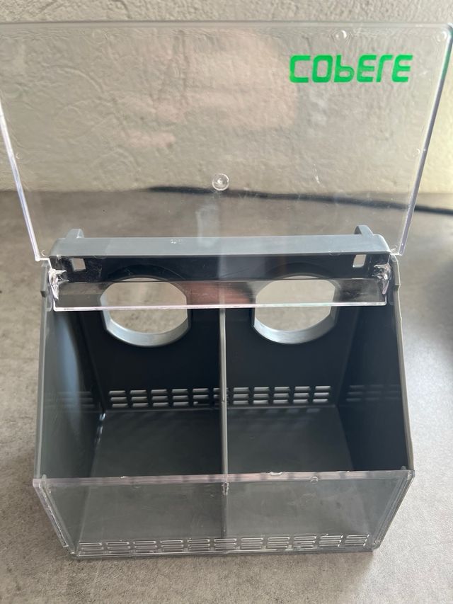 Comedero doble COPELE para perdices y palomas