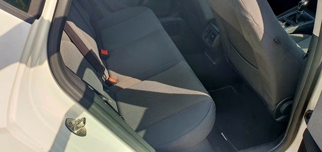 SEAT Leon IVA DEDUCIBLE1