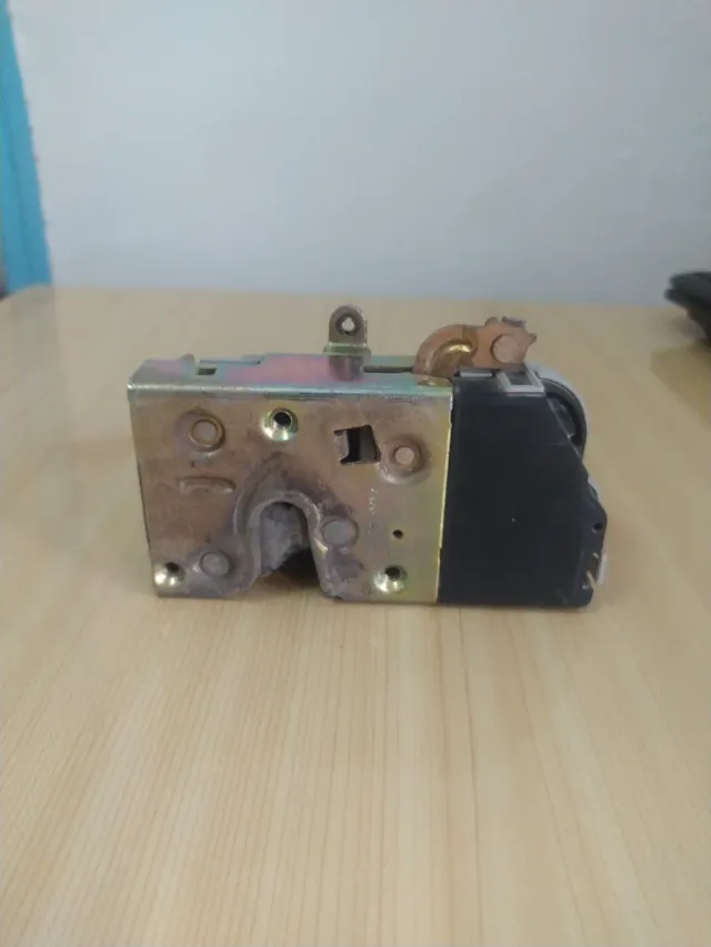 Cerradura Puerta Delantera Izquierda Citroën Berli