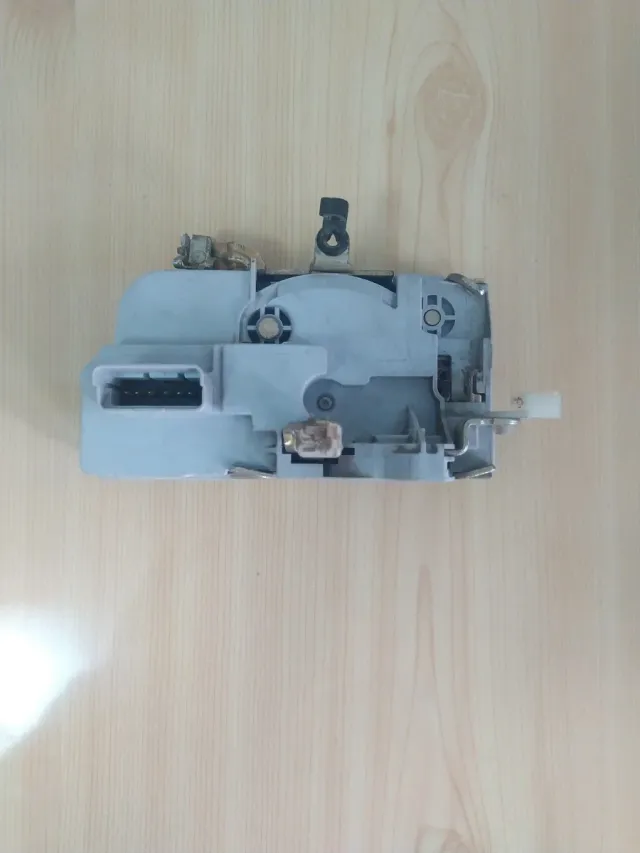 Cerradura Puerta Delantera Izquierda Citroën Berli