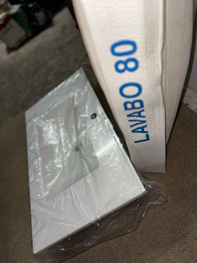 Mueble de baño 80 cm + lavabo nuevo a estrenar (si