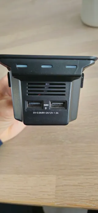 Cargador Movil Inalámbrico Volvo