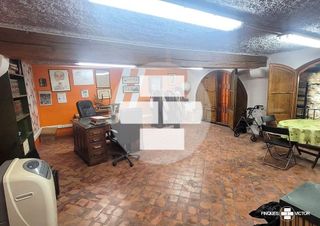 Local comercial en venta en El Raval en Barcelona