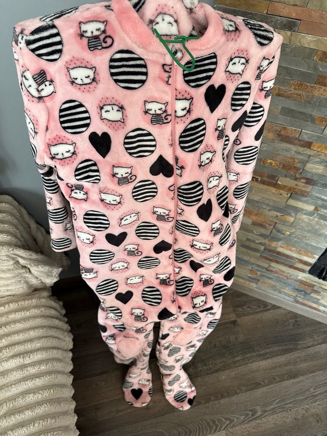 Pijama Entero Mujer Gatos y Círculos