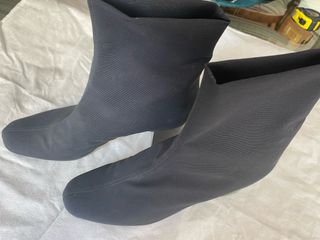 Botines elásticos negros Jaime Mascaró, talla 40