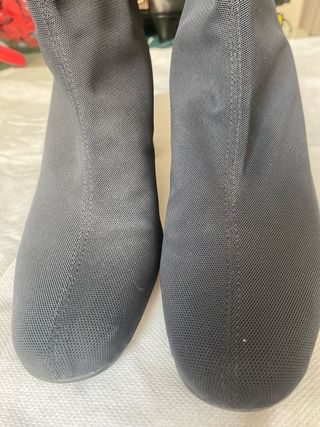 Botines elásticos negros Jaime Mascaró, talla 40