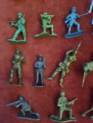 Figurini Militari Vintage - Soldatini