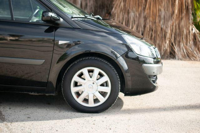 Renault Grand Scénic Dynamique 7 plazas 1.9dCi EU4
